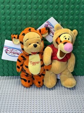 The Disney Store - Bean Bag Plush 8” POOH AS TIGGER & TIGGER AS POOH LOT
